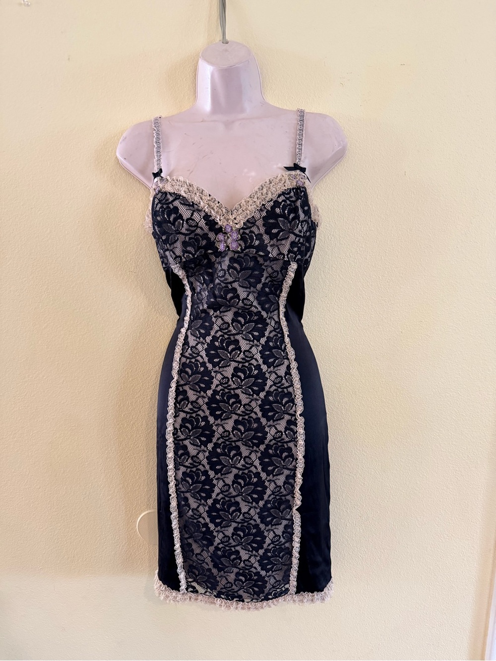 Betsey Johnson Black Lace Slip with Cream Lace Trim Vintage size 8